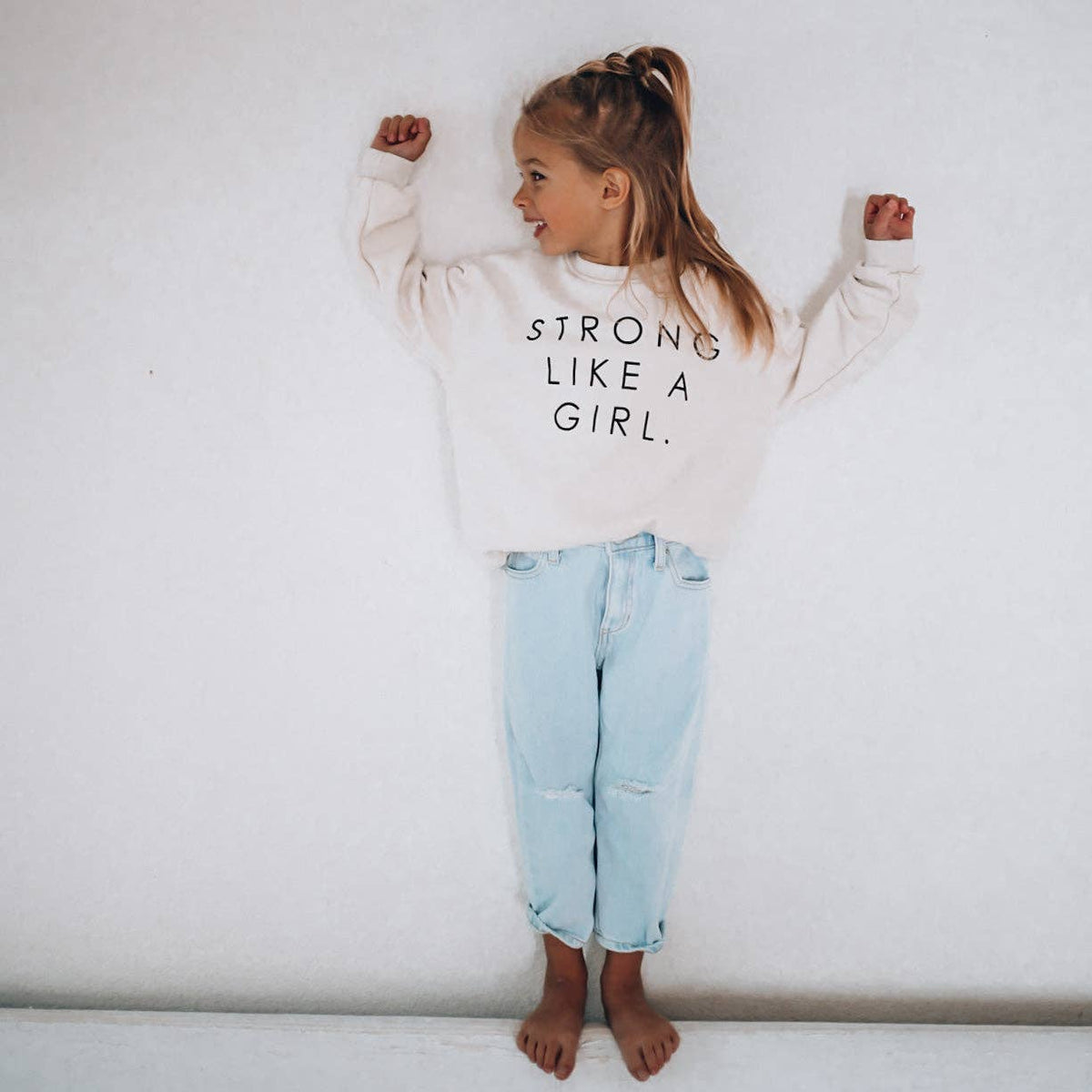 STRONG LIKE A GIRL pullover | in black |oversized drop shoulder | KIDS: OFF WHITE / 6-12M BUBBLE ROMPER