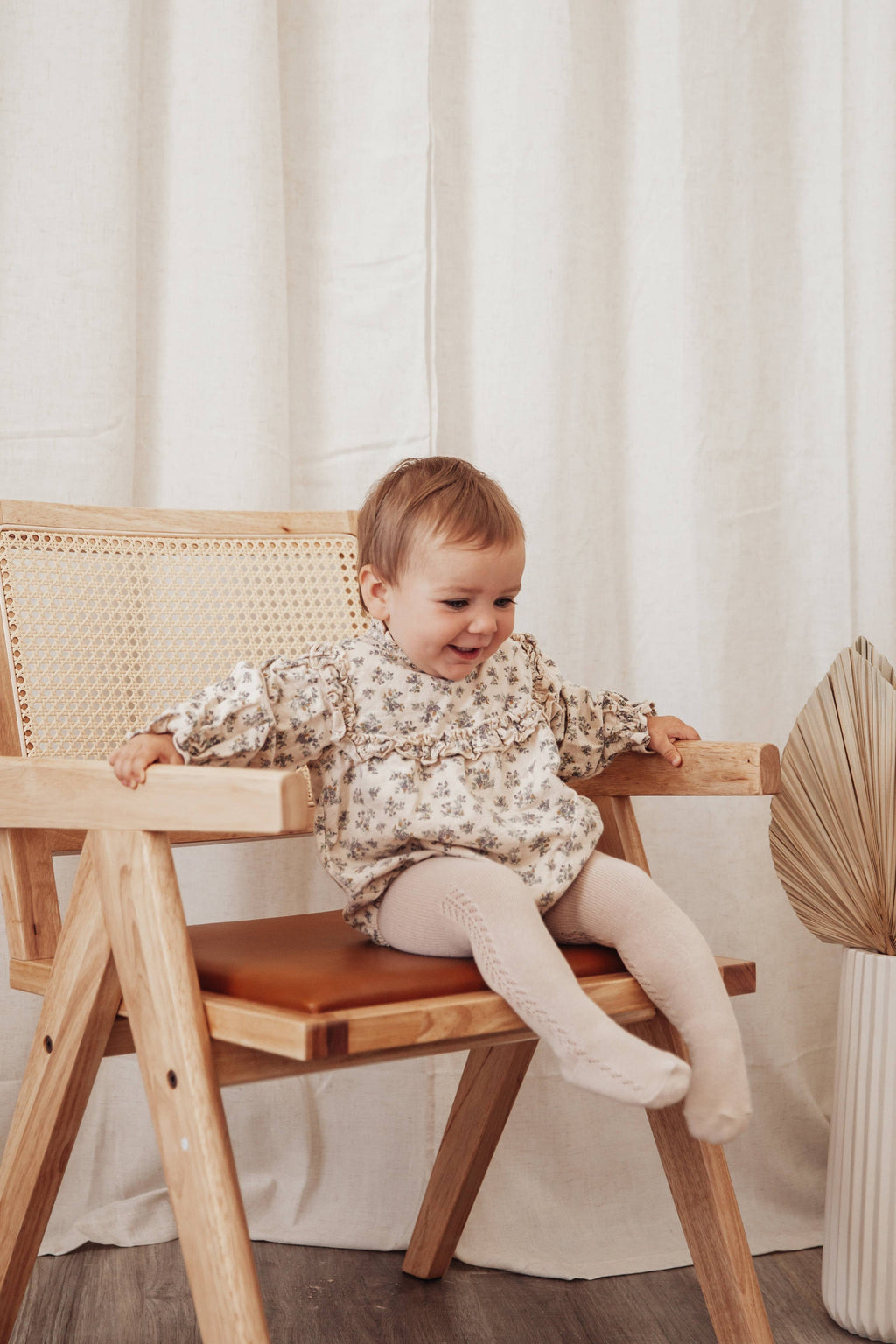 French Lace Cotton Tights: Oatmeal / XS/ 0-6m