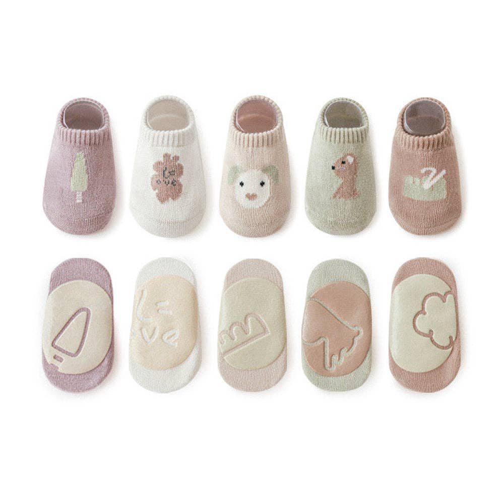 MyKids-USA® Kids Girl Embroidered Pattern Non-Slip Floor Soft Socks: White / L (3-5Y)