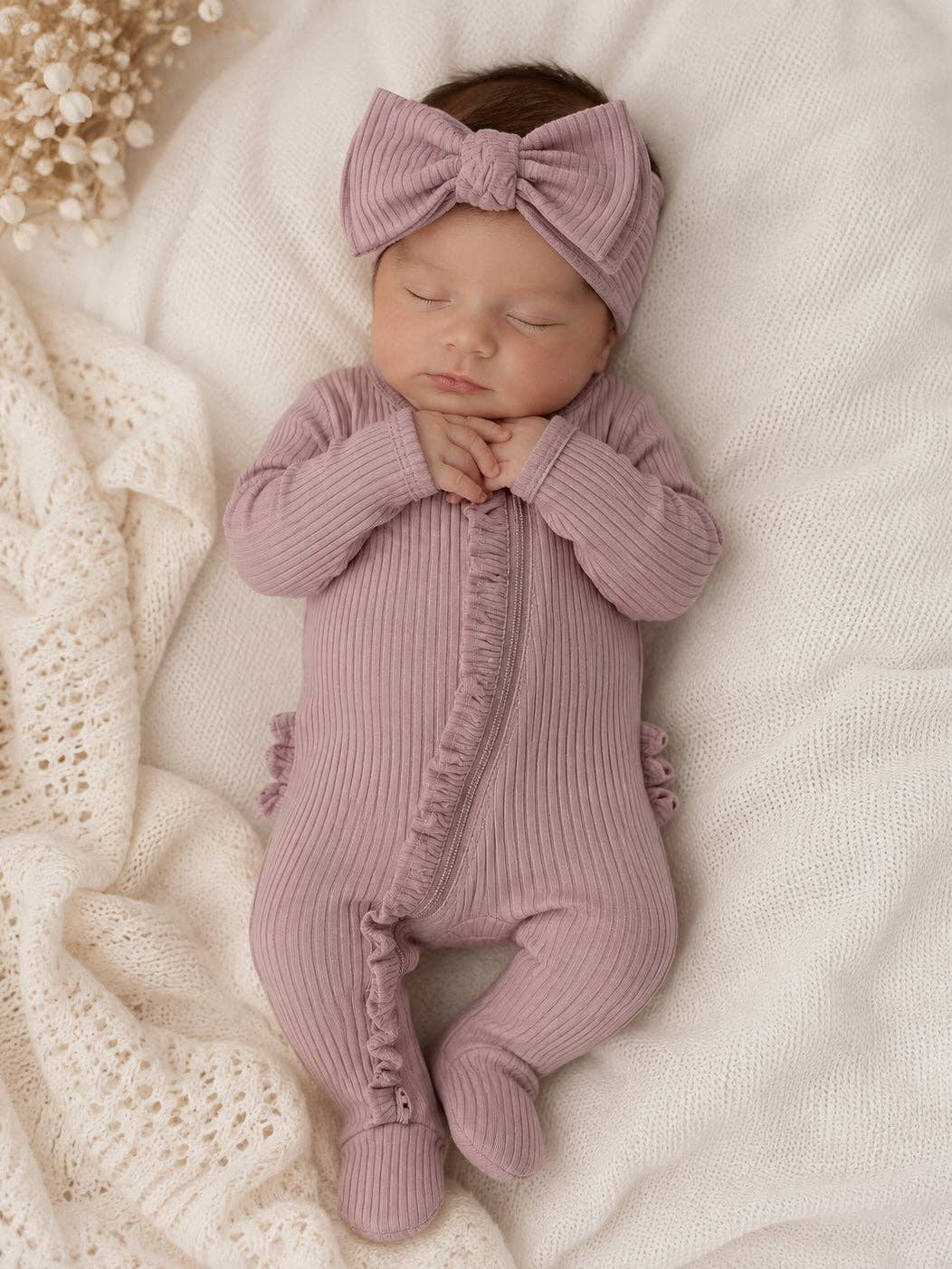 Lavender / Ribbed Frill 2-Way Zip Footie: 0 - 3 mo.