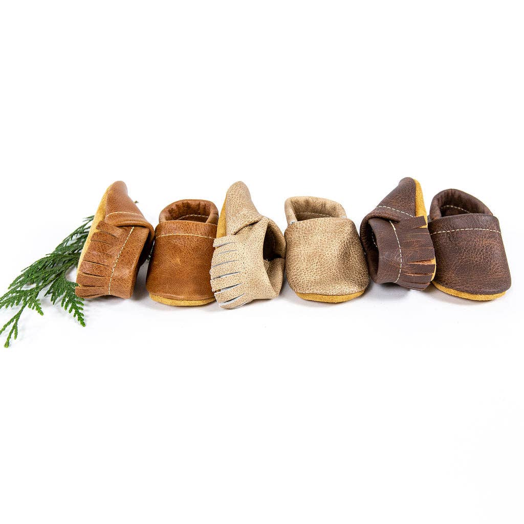 Saddle, Latte, Sable MOCCS Shoes Baby and Toddler: Saddle (mid-brown) / 1   (3m)4.25"