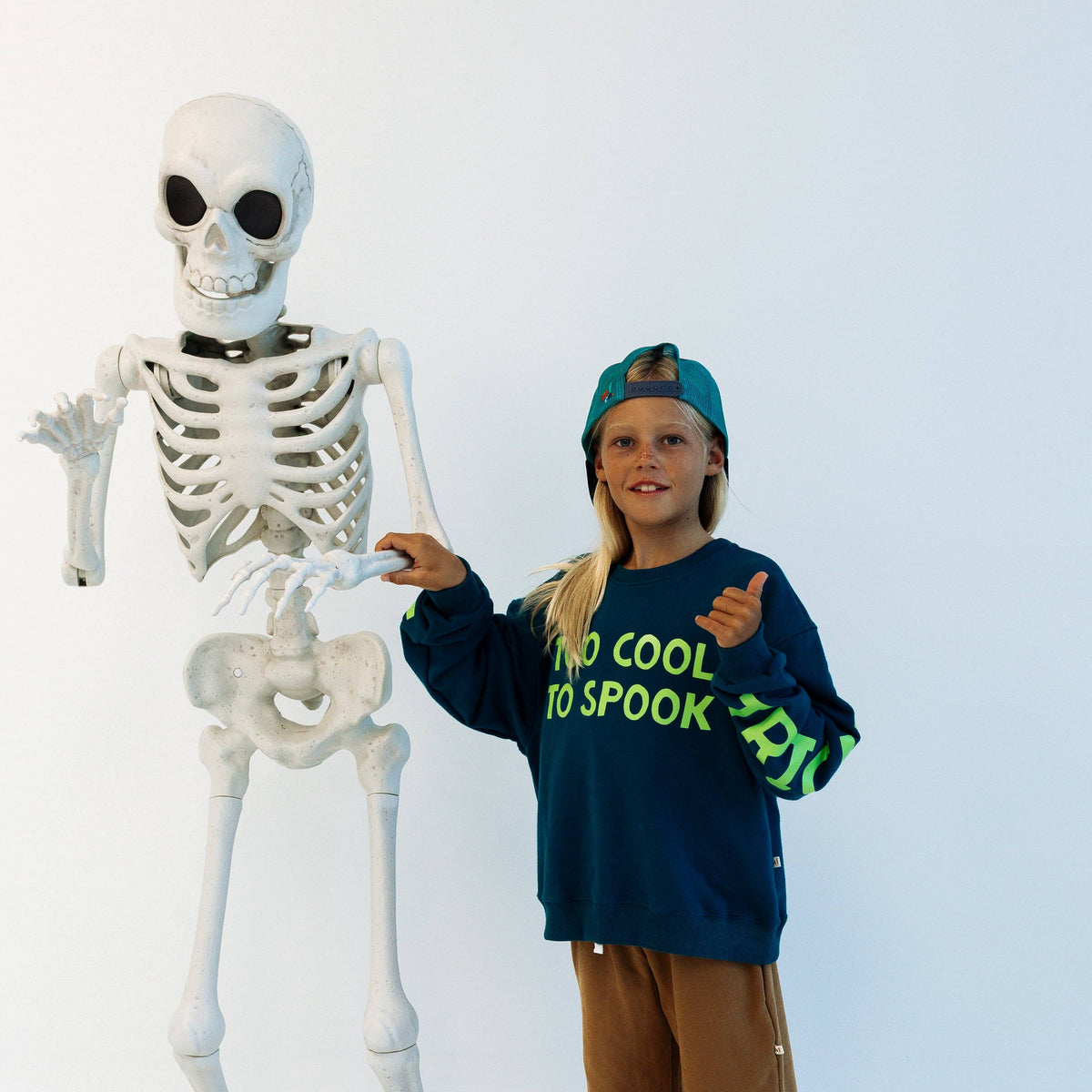 TOO COOL TO SPOOK | oversized drop shoulder | KIDS: DARK BLUE / 1-2 PULLOVER