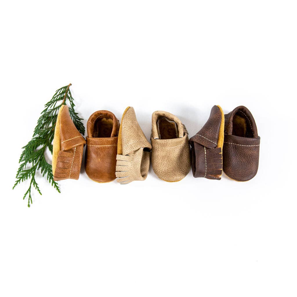 Saddle, Latte, Sable MOCCS Shoes Baby and Toddler: Saddle (mid-brown) / 1   (3m)4.25"