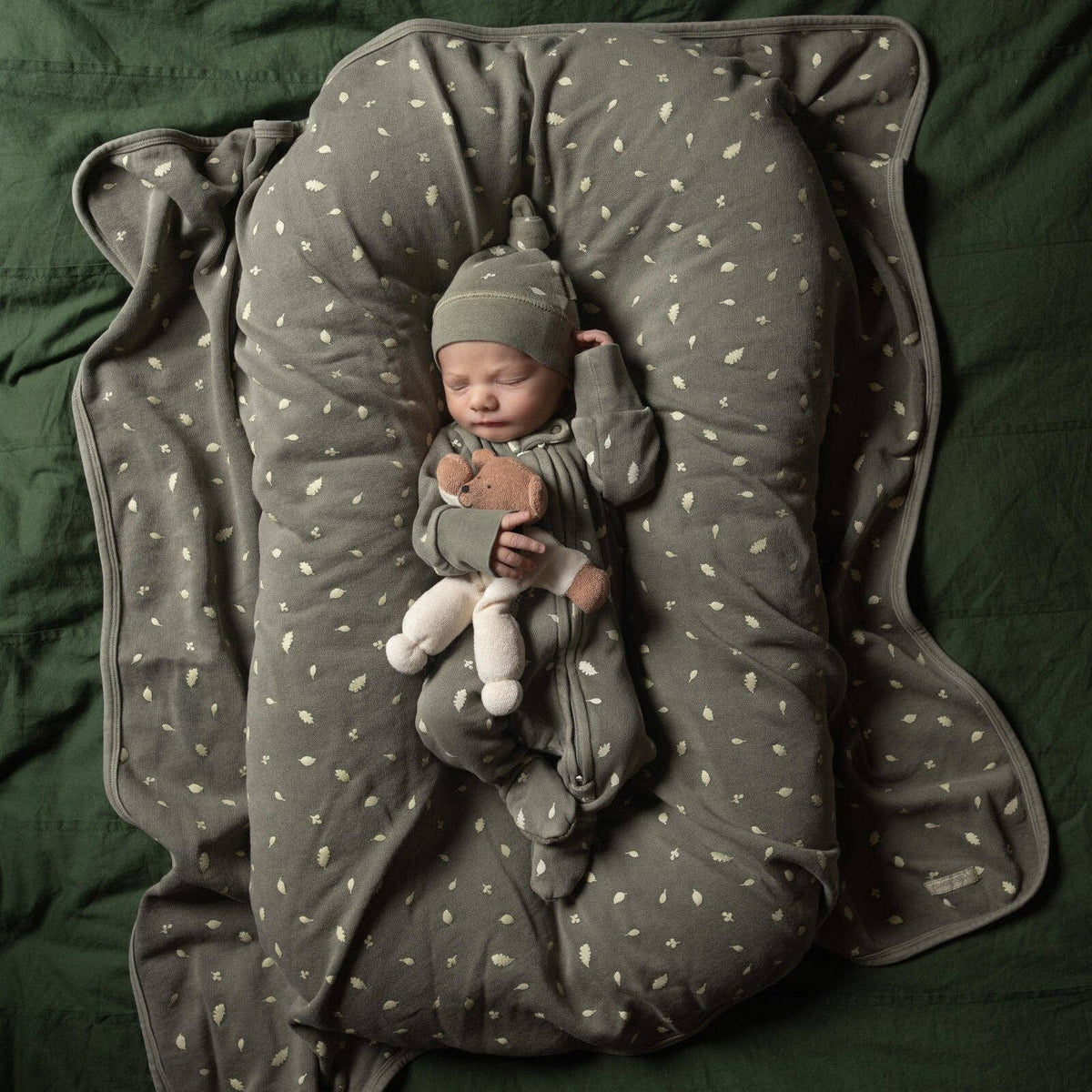 Hunter Leaves | Organic Cozy Zipper Footie: 3-6m